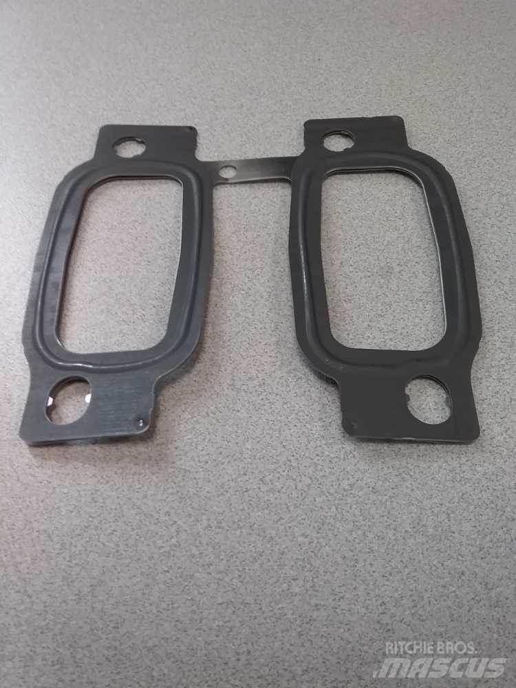Mack MP8 运输工具-其他