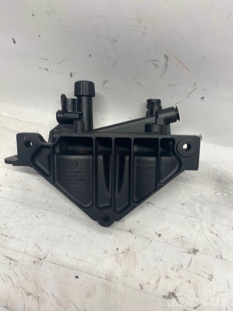 Mack MP8 运输工具-其他