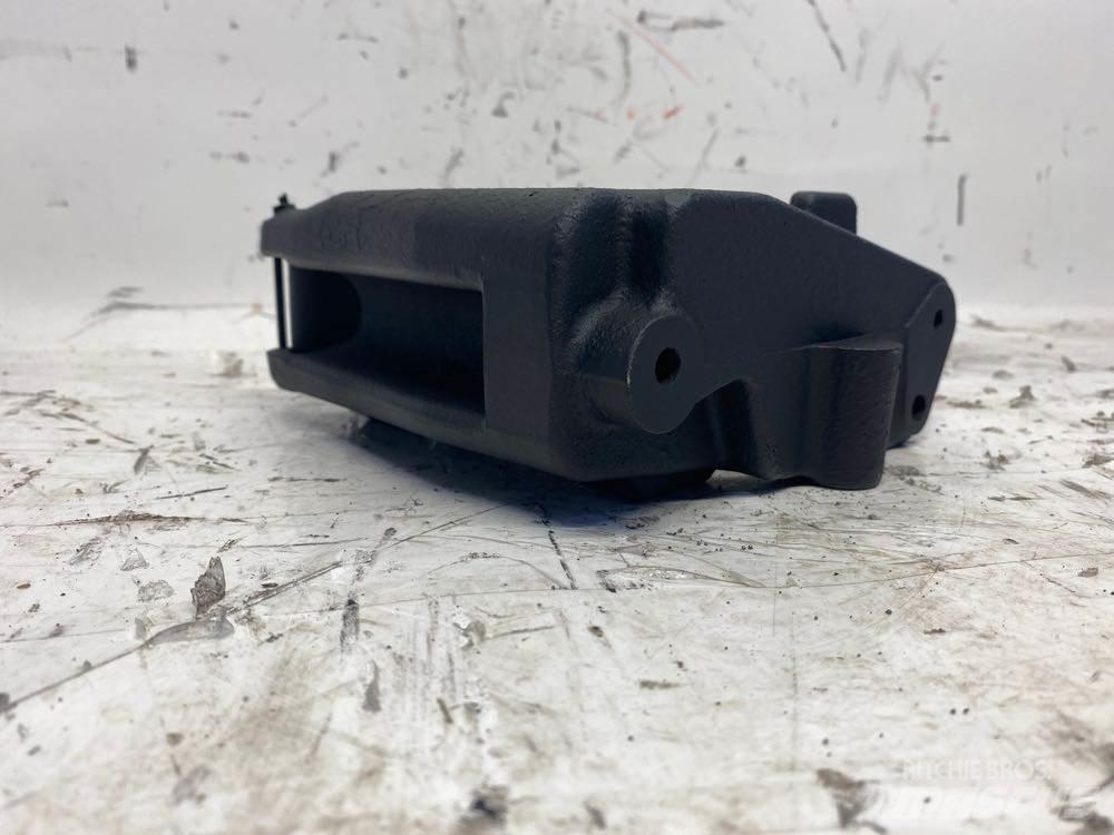 Mack MP8 运输工具-其他