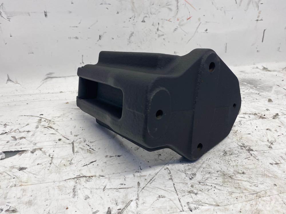 Mack MP8 运输工具-其他