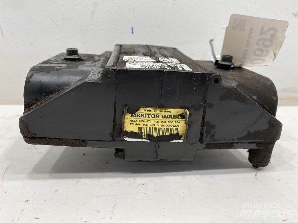 Meritor  电子设备