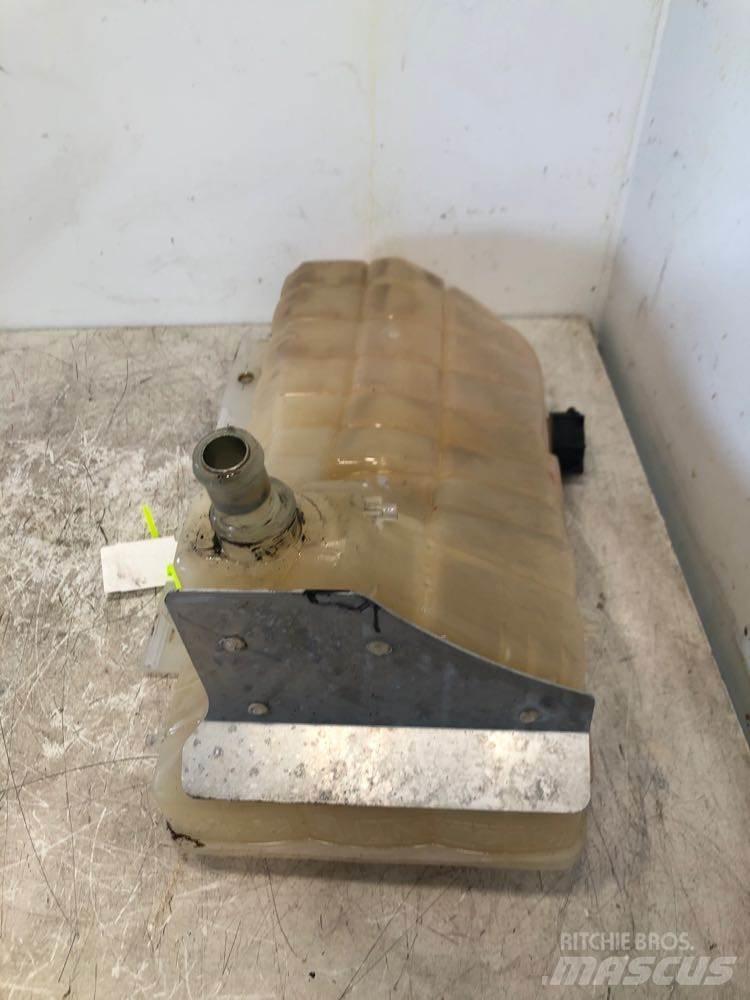 Paccar  运输工具-其他
