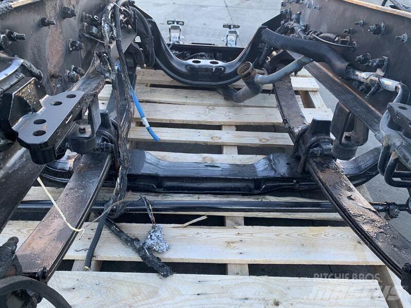 Paccar  运输工具-其他