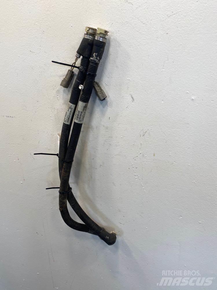Paccar  运输工具-其他