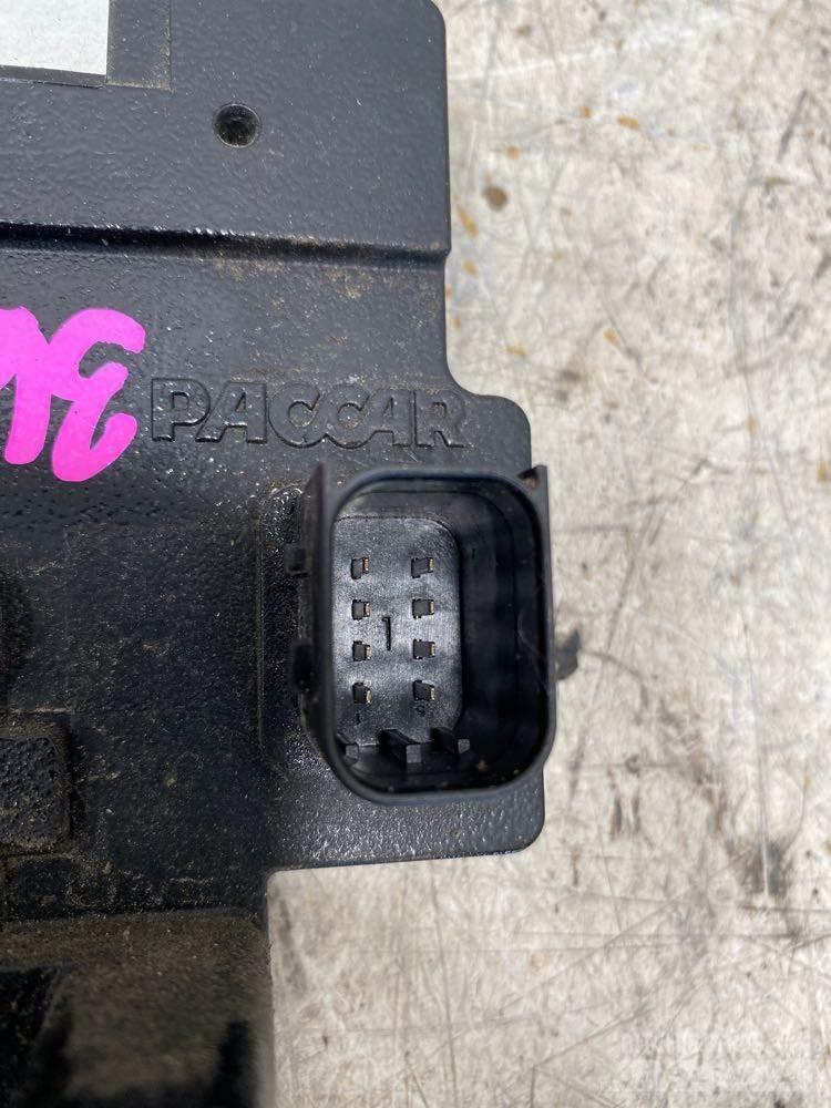 Paccar  运输工具-其他