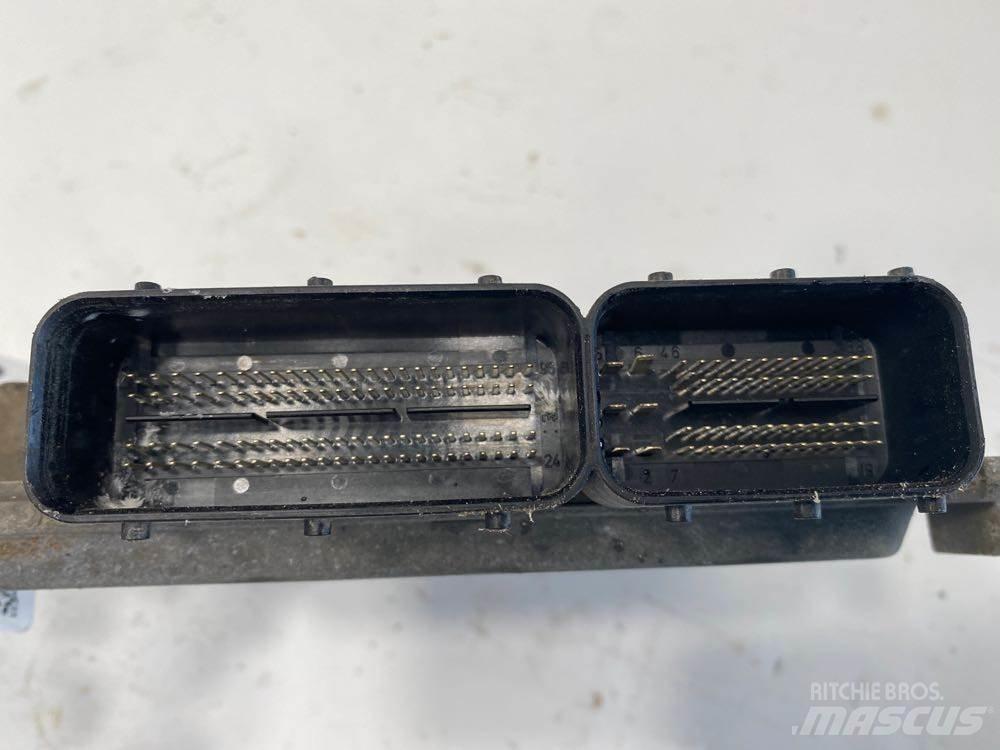 Paccar  运输工具-其他