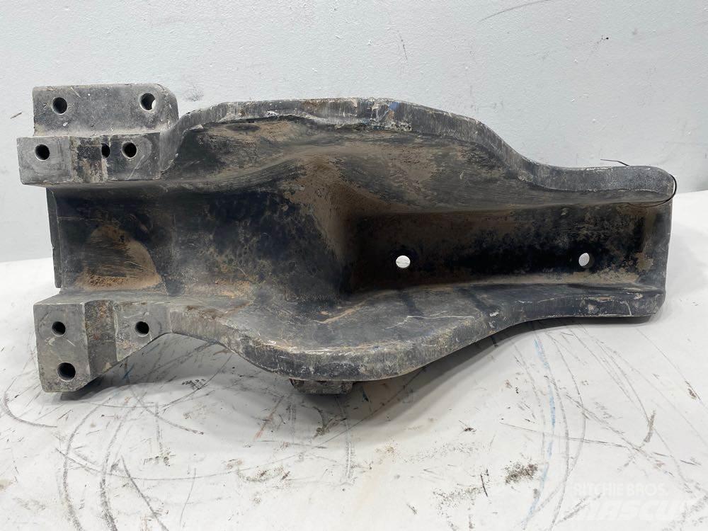 Paccar  运输工具-其他
