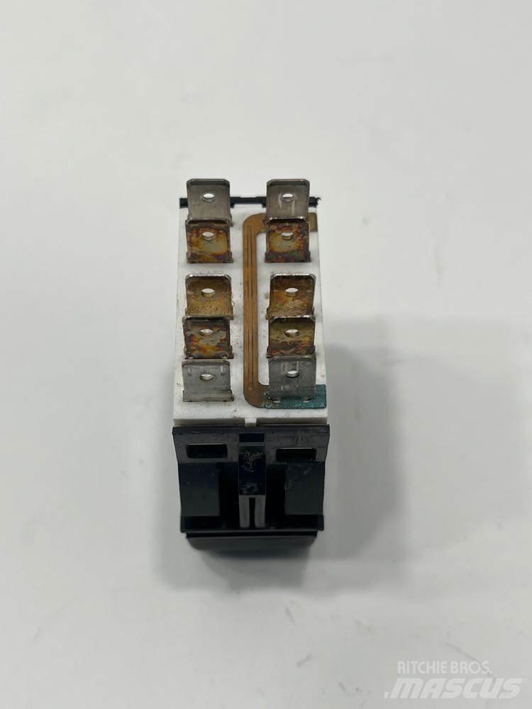 Paccar  电子设备