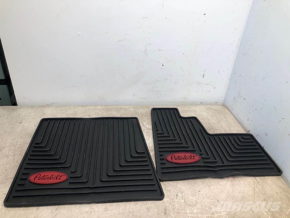 Peterbilt  运输工具-其他