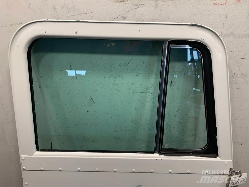 Peterbilt  运输工具-其他