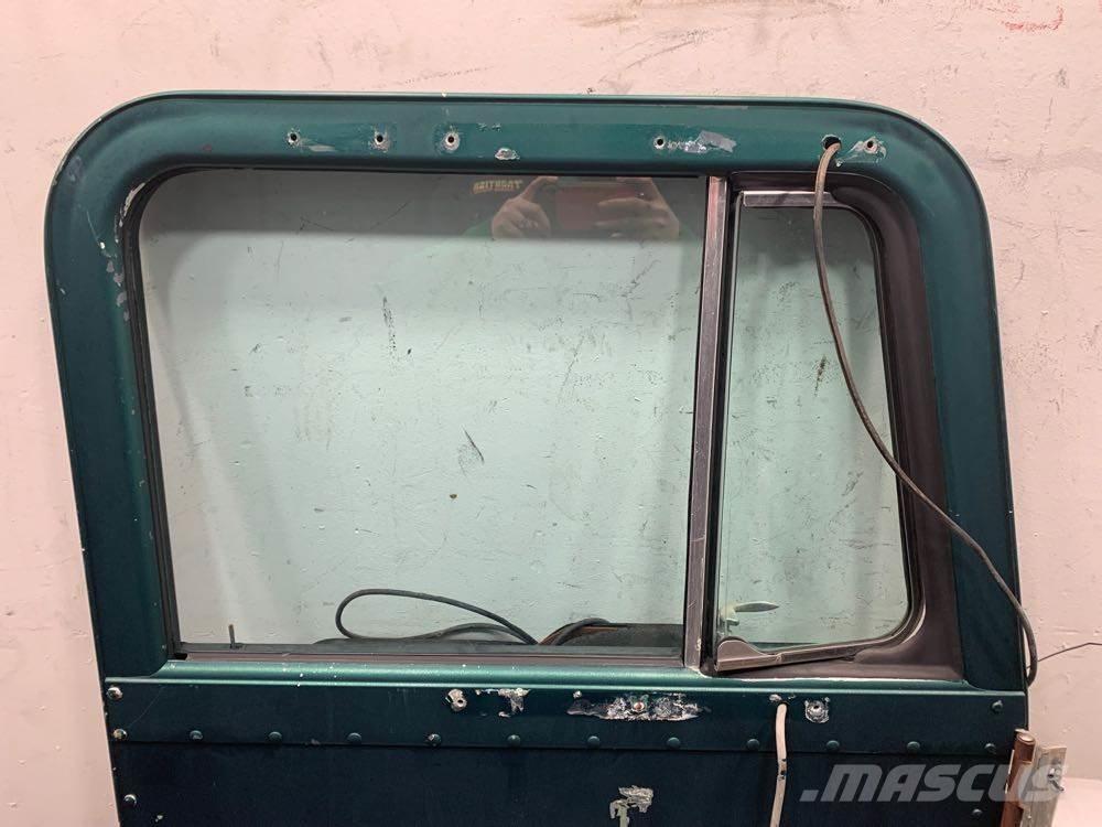 Peterbilt  运输工具-其他