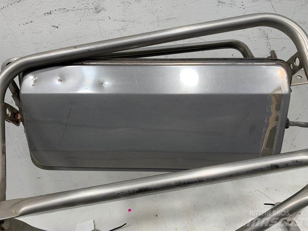 Peterbilt  运输工具-其他