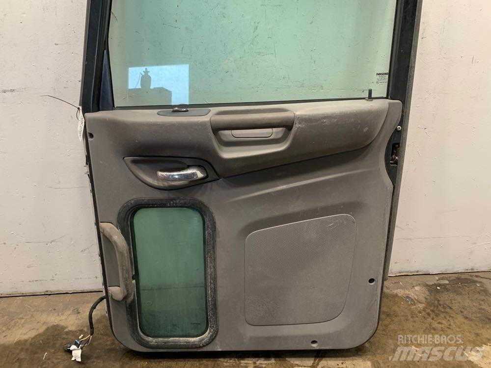Peterbilt  运输工具-其他