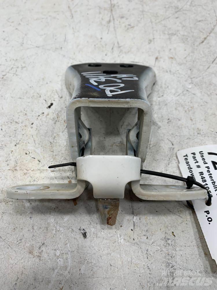 Peterbilt  运输工具-其他