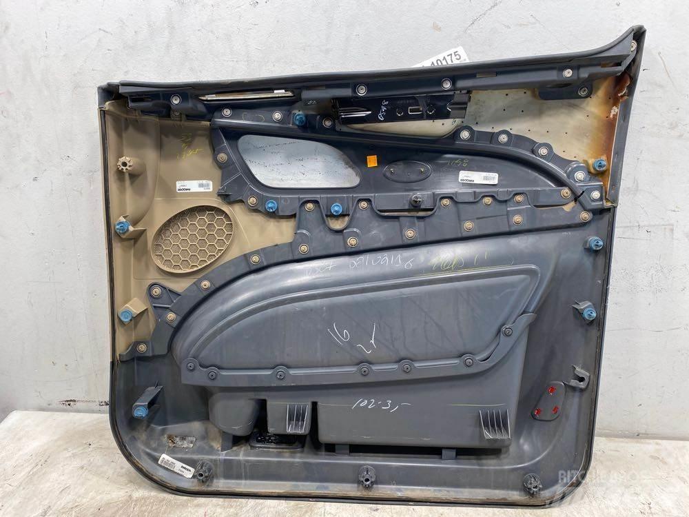 Peterbilt  运输工具-其他