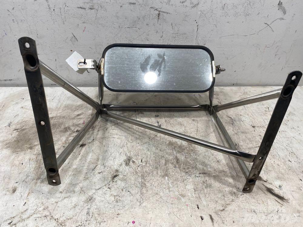 Peterbilt  运输工具-其他