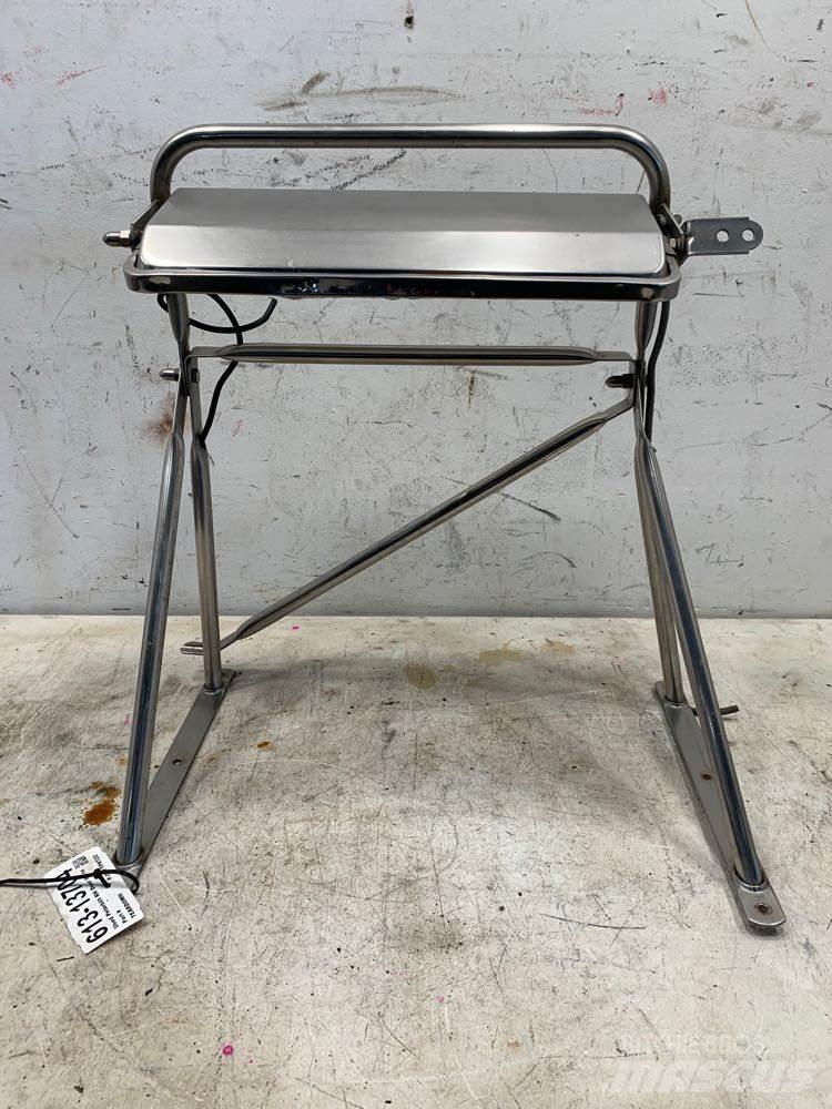Peterbilt  运输工具-其他