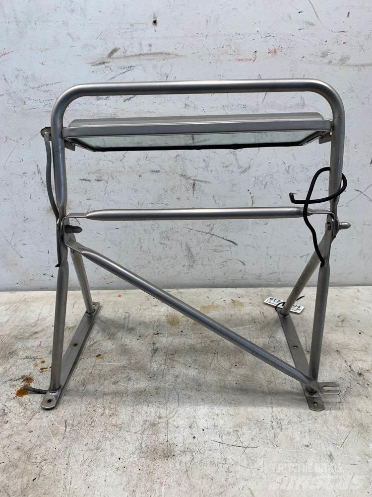 Peterbilt  运输工具-其他