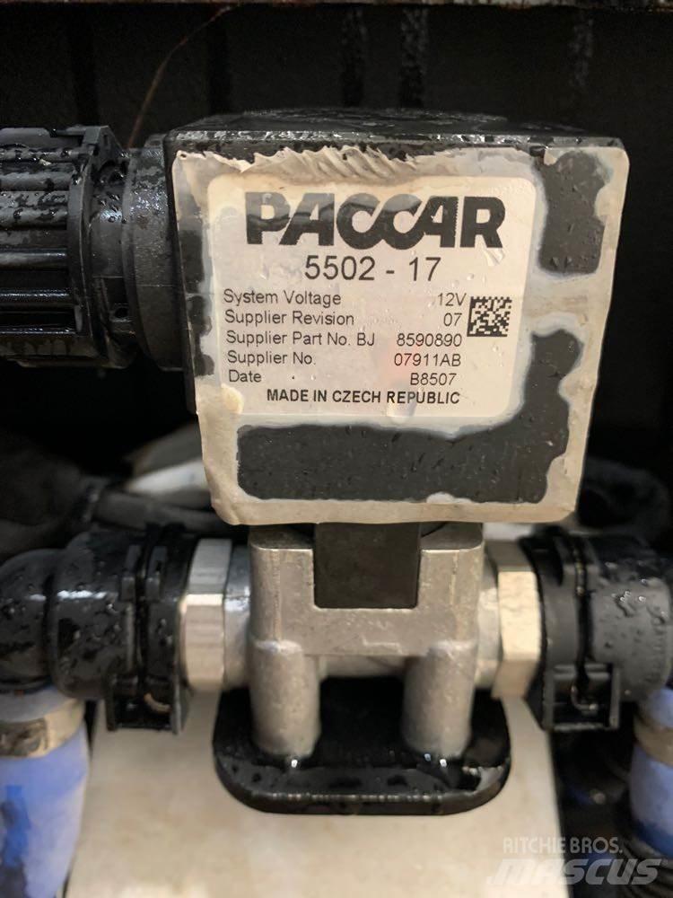 Peterbilt  运输工具-其他