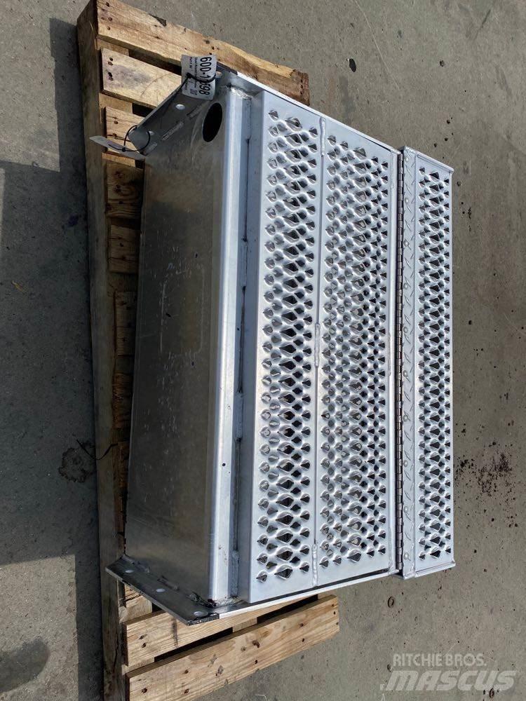 Peterbilt  运输工具-其他