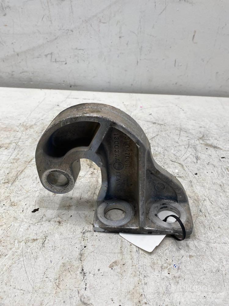 Peterbilt  运输工具-其他