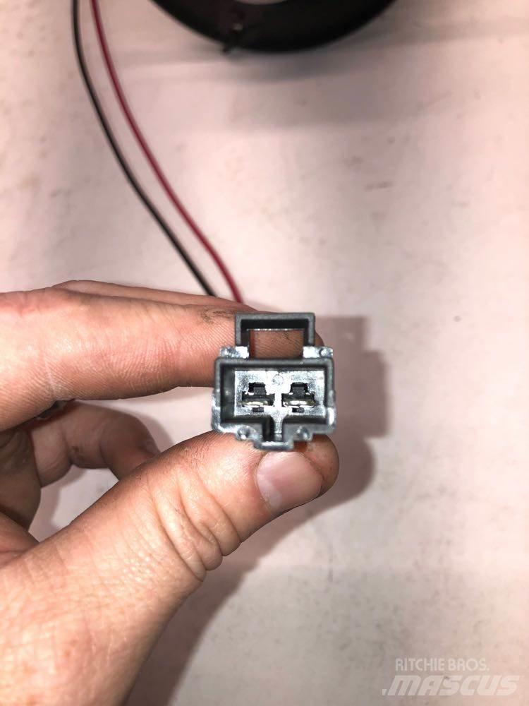 Peterbilt  运输工具-其他