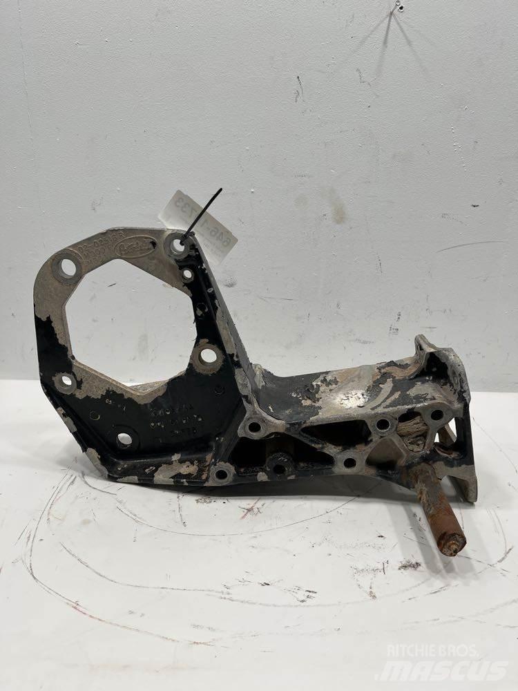 Peterbilt  运输工具-其他