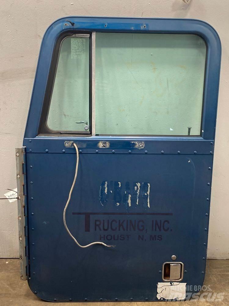 Peterbilt  运输工具-其他