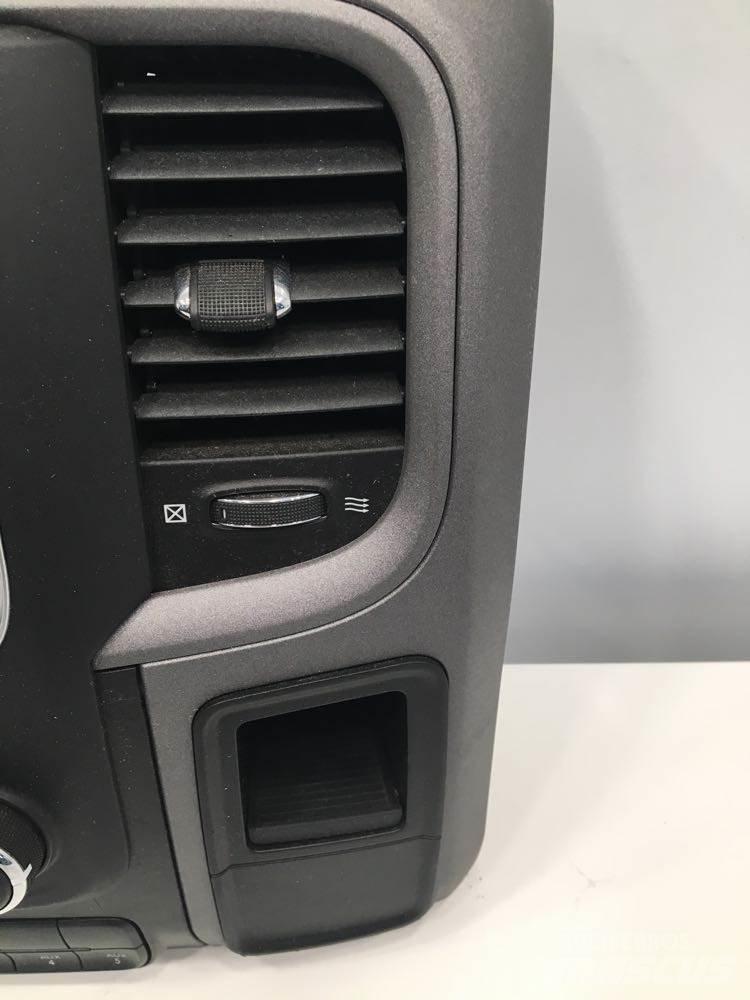RAM 5500 运输工具-其他