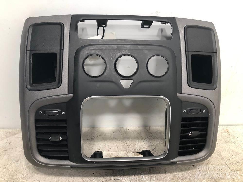RAM 5500 运输工具-其他