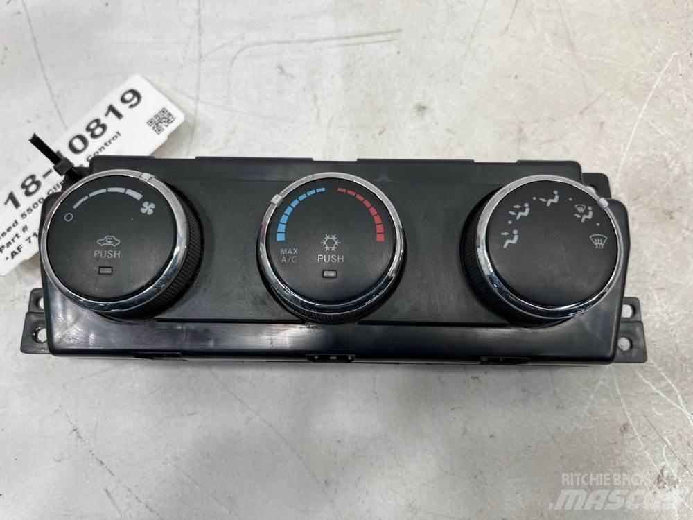 RAM 5500 电子设备