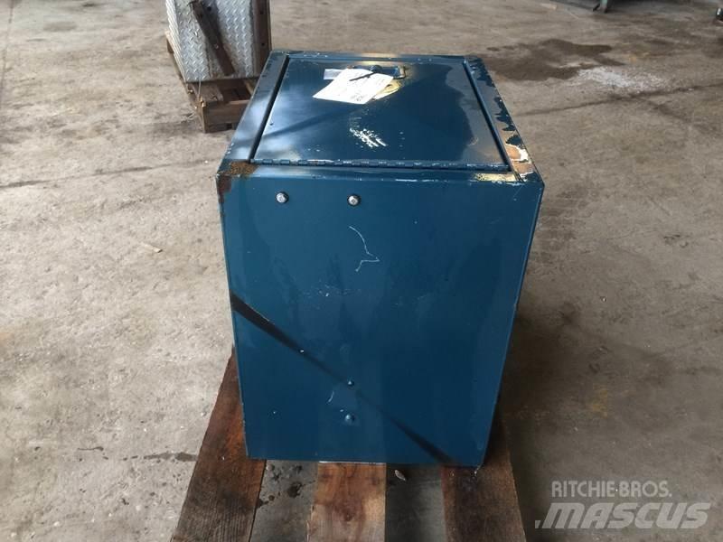 Universal  运输工具-其他