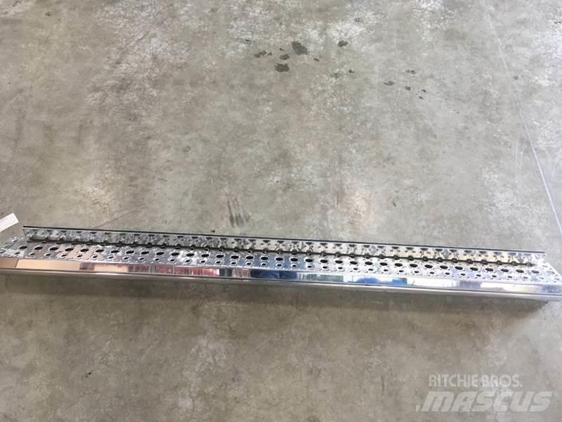 Universal  运输工具-其他