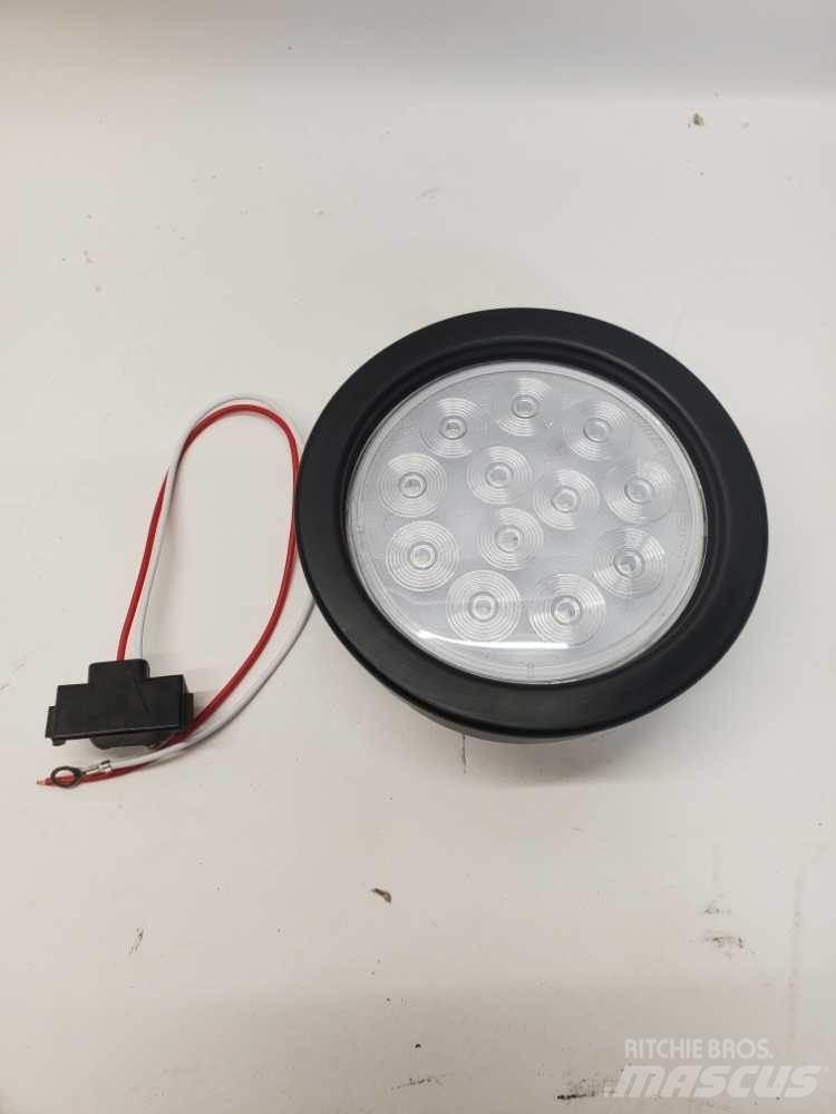 Universal  运输工具-其他
