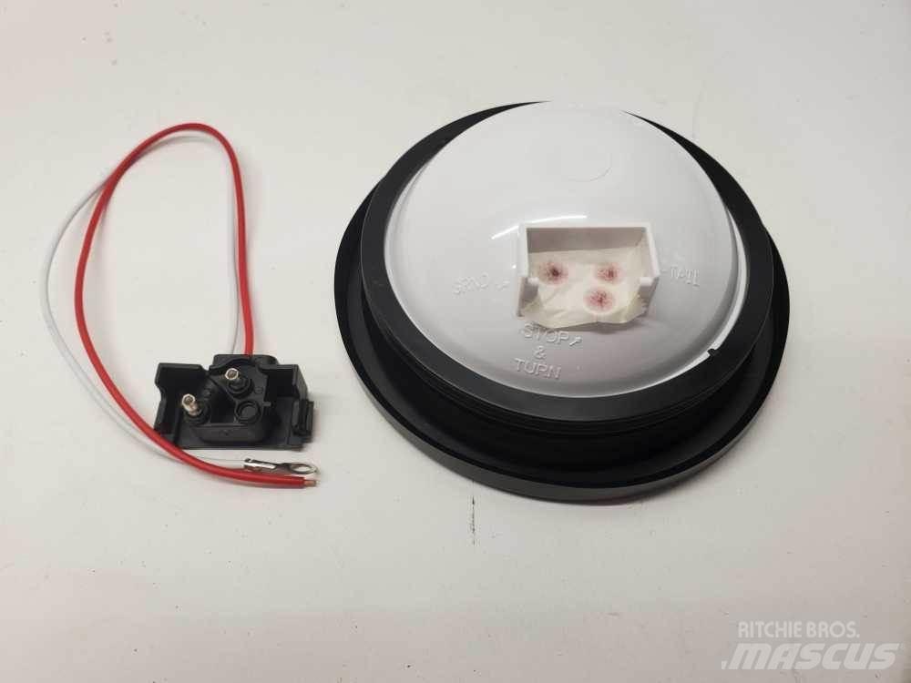 Universal  运输工具-其他