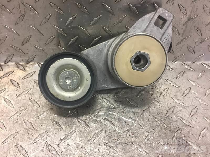 Volvo  运输工具-其他