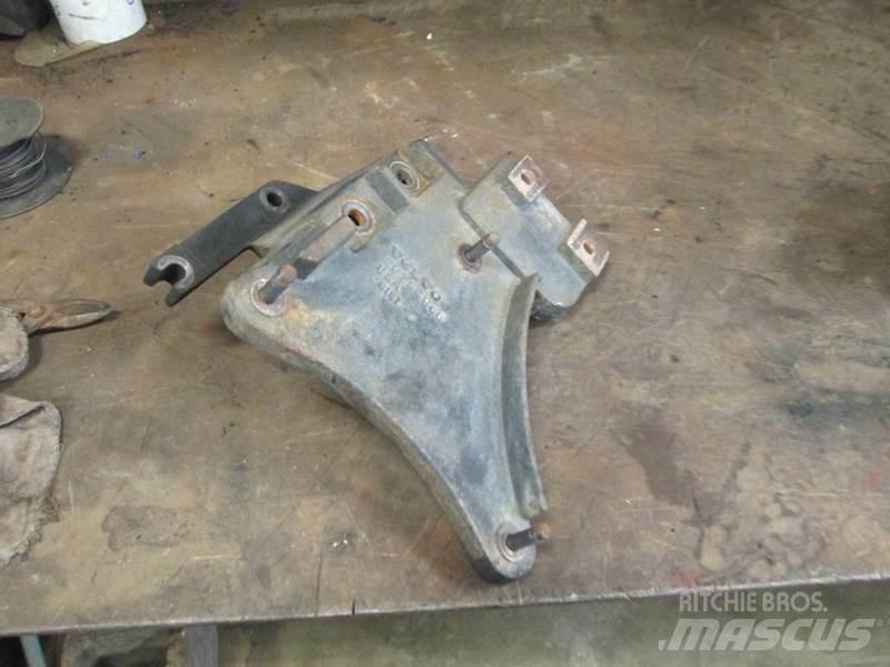 Volvo  运输工具-其他