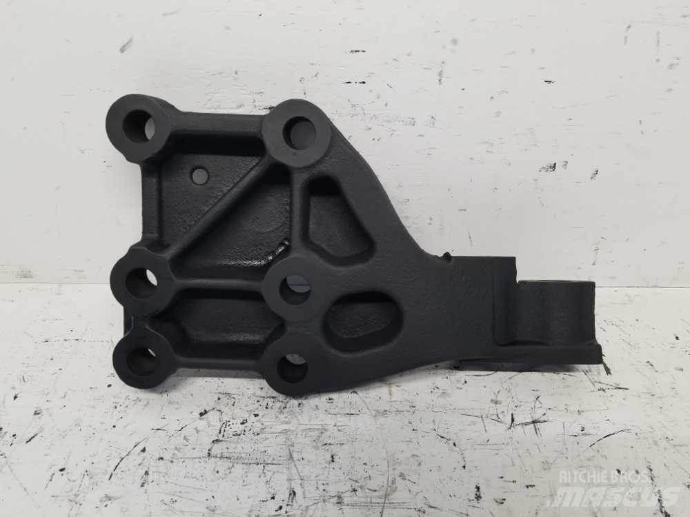 Volvo  运输工具-其他