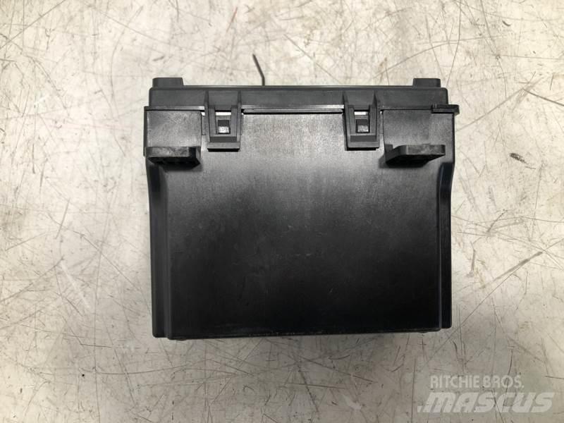 Volvo  运输工具-其他