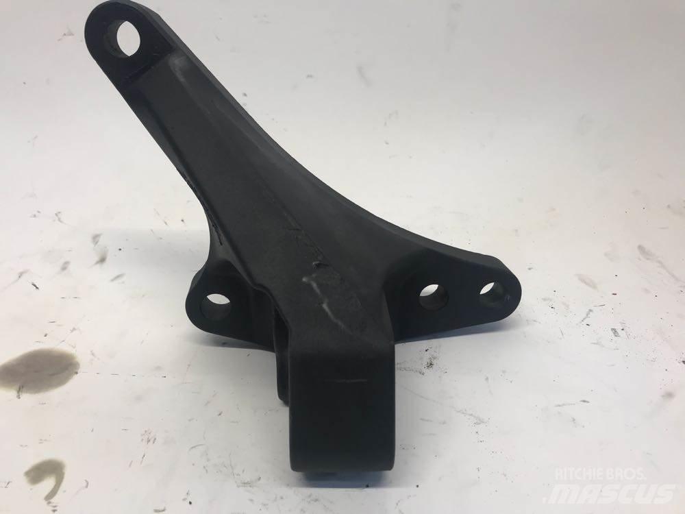 Volvo  运输工具-其他
