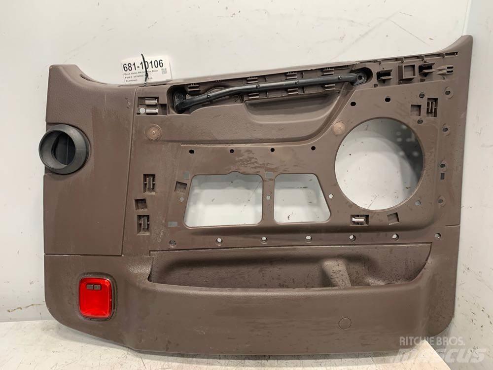 Volvo  运输工具-其他
