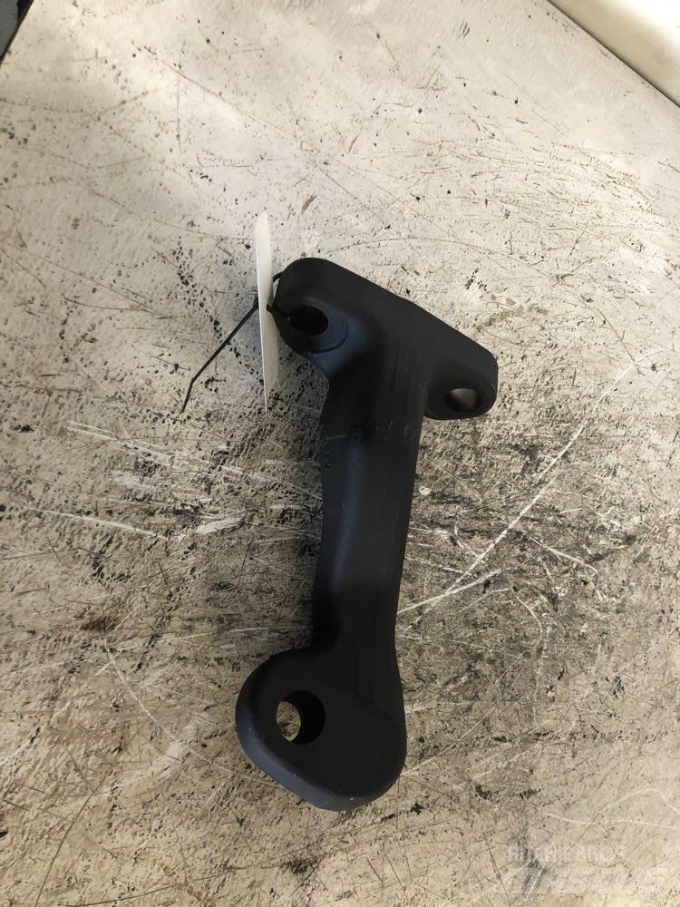 Volvo  运输工具-其他
