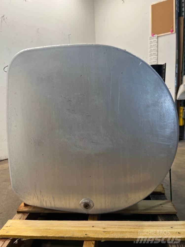 Volvo  运输工具-其他