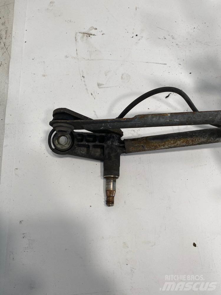 Volvo  运输工具-其他