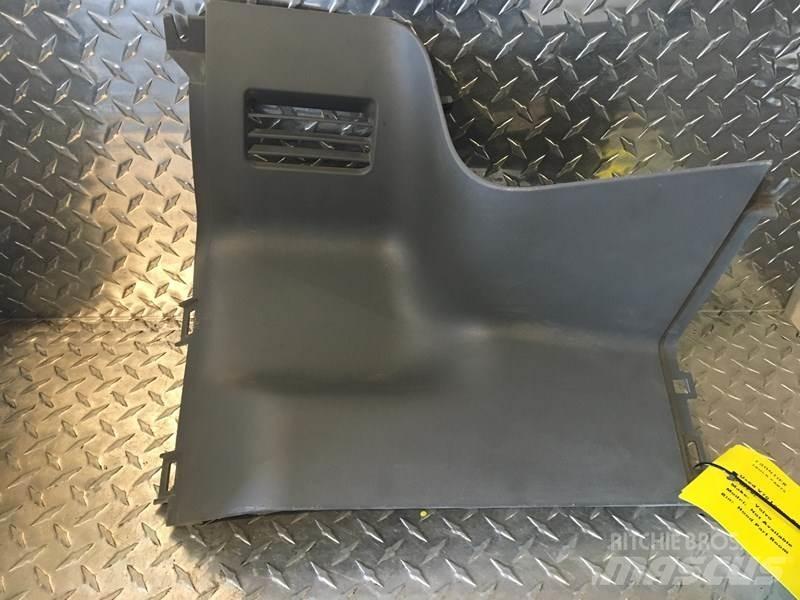 Volvo VNL 运输工具-其他