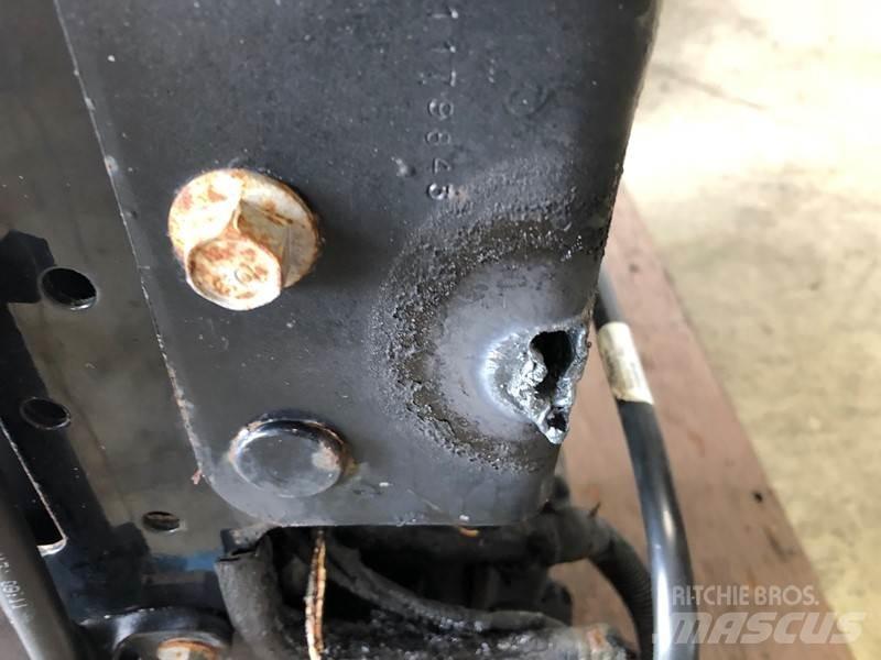 Volvo VNL 运输工具-其他