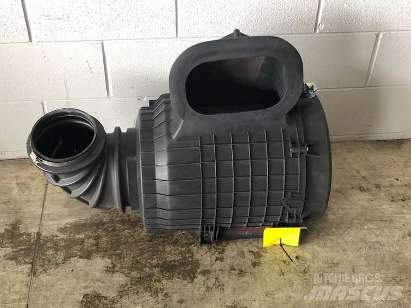 Volvo VNL 运输工具-其他