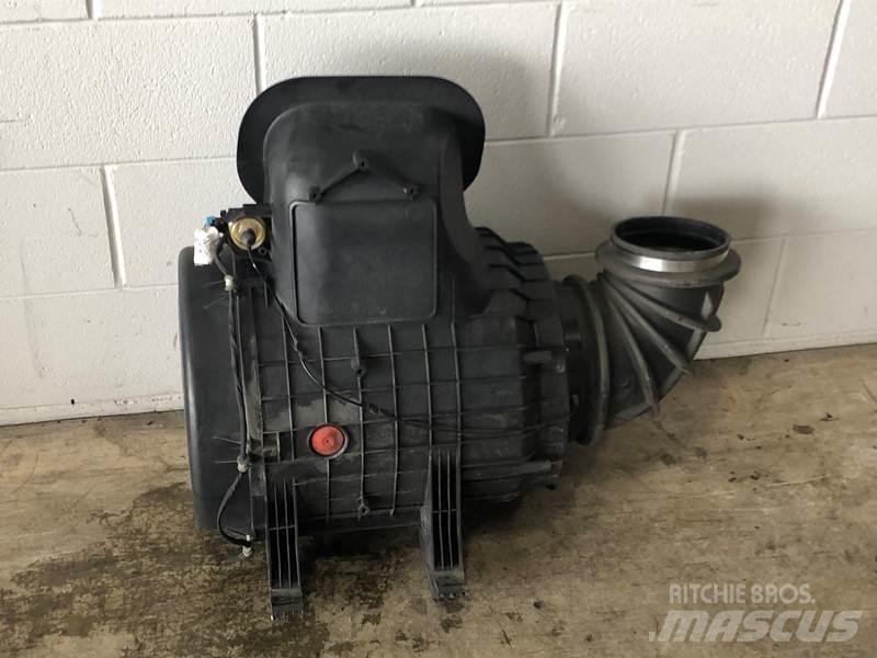 Volvo VNL 运输工具-其他