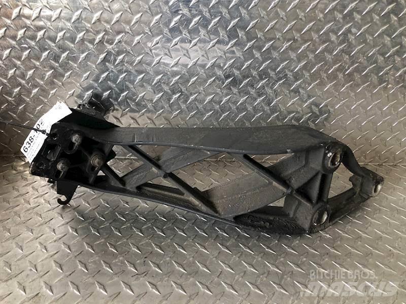 Volvo VNL 运输工具-其他