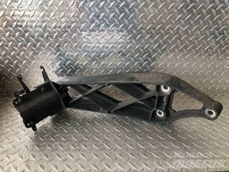 Volvo VNL 运输工具-其他